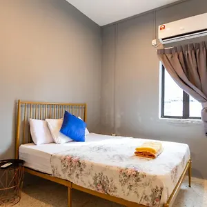 Mac 94 , George Town Malaysia